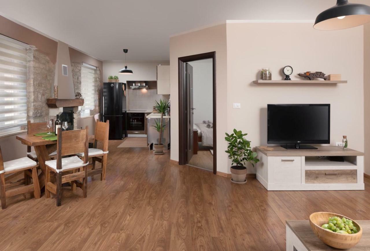 Vecchio Mercato Pula Apartman Buitenkant foto